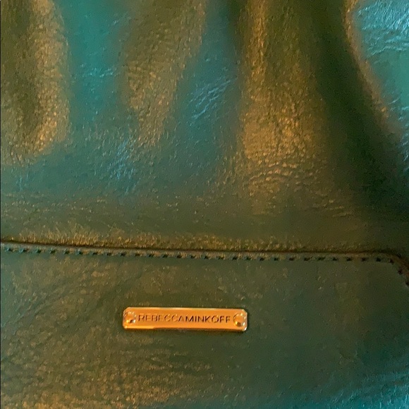 BNWT Rebecca Minkoff Mini Fiona Bucket in Jungle - Picture 4 of 9